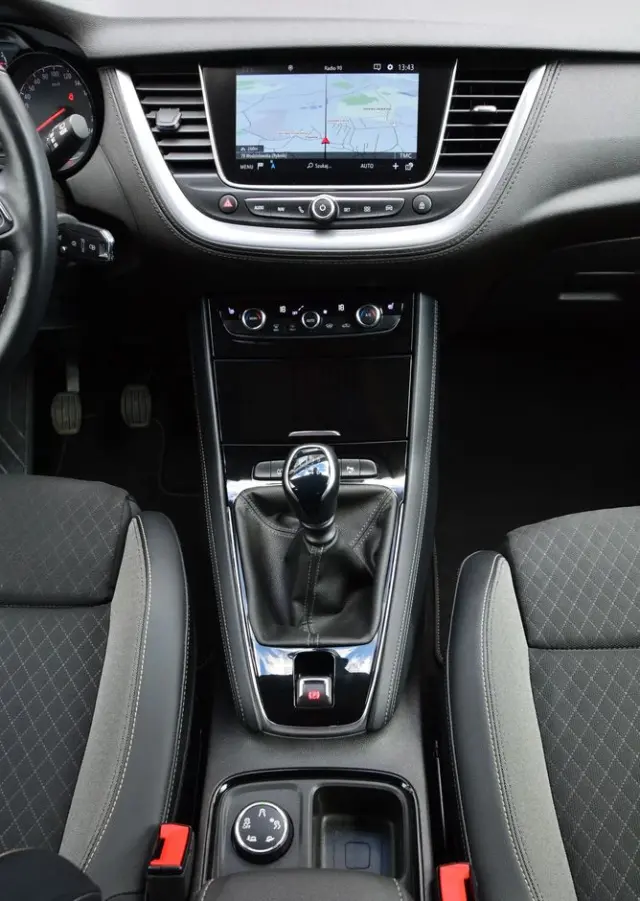 OPEL Grandland X 1.2 Start/Stop Business Elegance