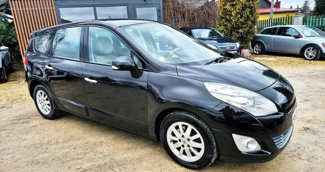 RENAULT Grand Scenic 2.0 16V 140 CVT Bose Edition