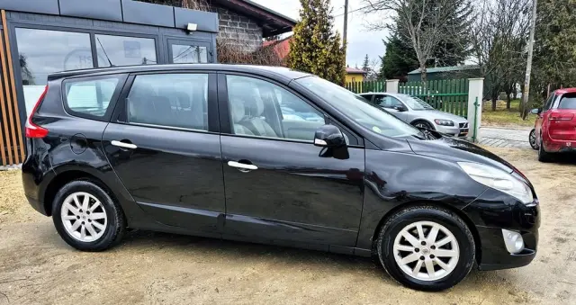 RENAULT Grand Scenic 2.0 16V 140 CVT Bose Edition