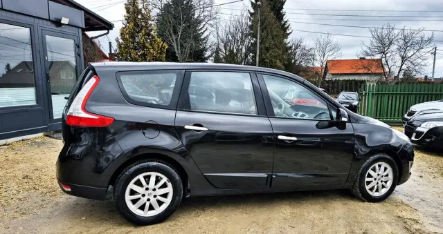 RENAULT Grand Scenic 2.0 16V 140 CVT Bose Edition