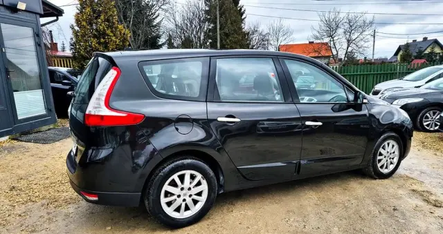 RENAULT Grand Scenic 2.0 16V 140 CVT Bose Edition