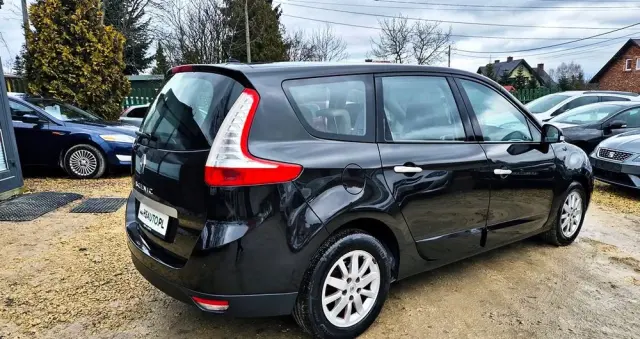 RENAULT Grand Scenic 2.0 16V 140 CVT Bose Edition