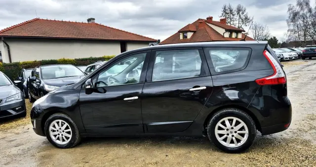 RENAULT Grand Scenic 2.0 16V 140 CVT Bose Edition