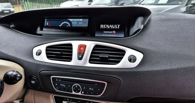 RENAULT Grand Scenic 2.0 16V 140 CVT Bose Edition