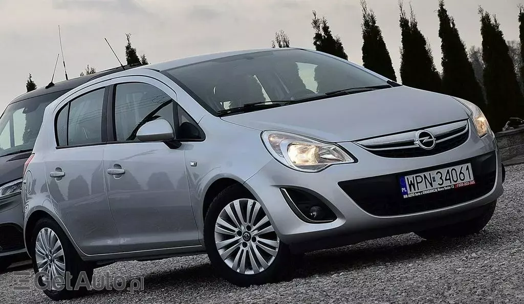 OPEL Corsa 