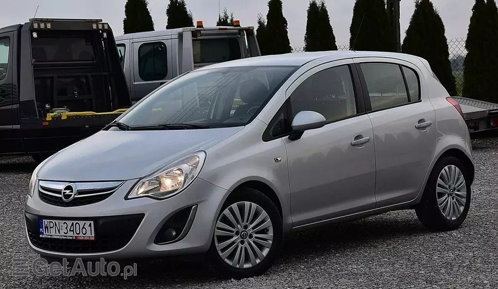 OPEL Corsa 