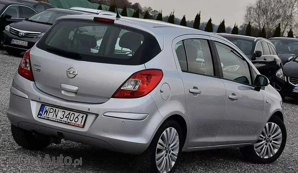 OPEL Corsa 
