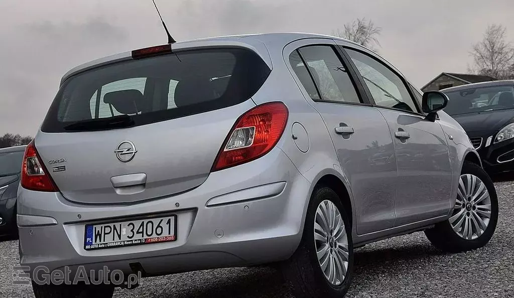 OPEL Corsa 
