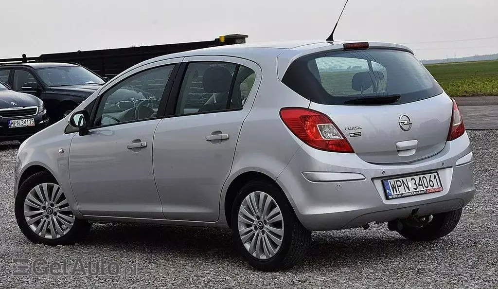 OPEL Corsa 