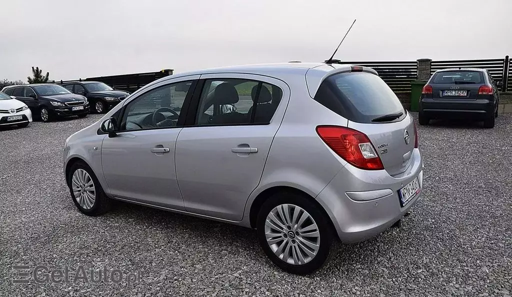 OPEL Corsa 