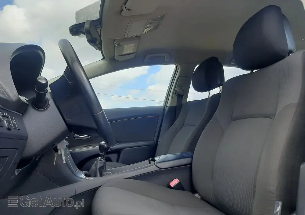 TOYOTA Avensis 1.8 Executive