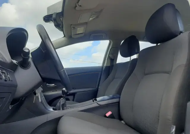 TOYOTA Avensis 1.8 Executive