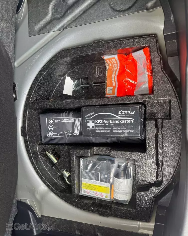 MAZDA 2 SKYACTIV-G 90 Center-Line