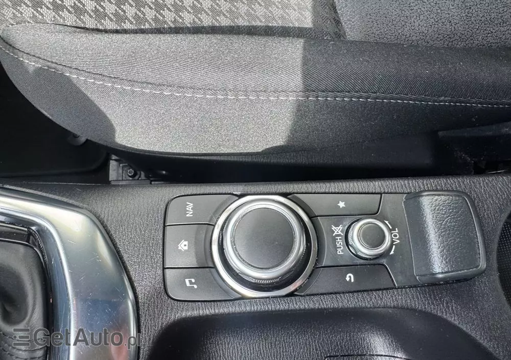 MAZDA 2 SKYACTIV-G 90 Center-Line