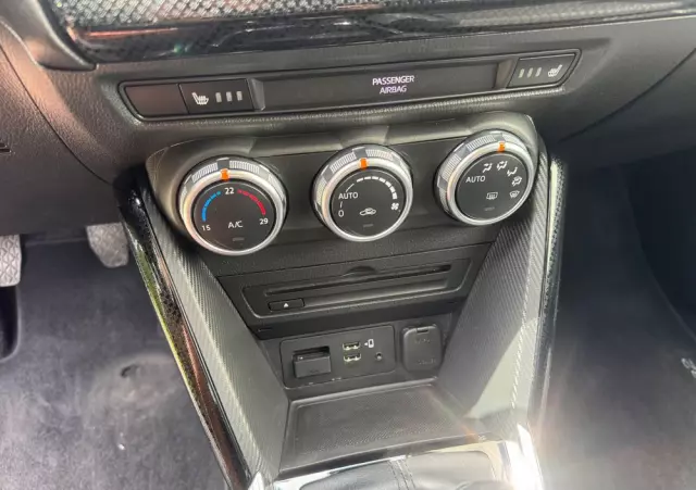 MAZDA 2 SKYACTIV-G 90 Center-Line