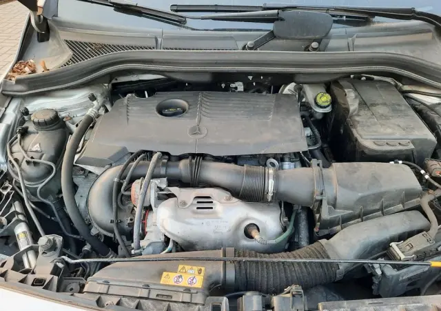 MERCEDES-BENZ Klasa B 180 (BlueEFFICIENCY)