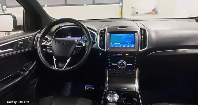 FORD Edge 2.0 EcoBlue Twin-Turbo 4WD ST-Line
