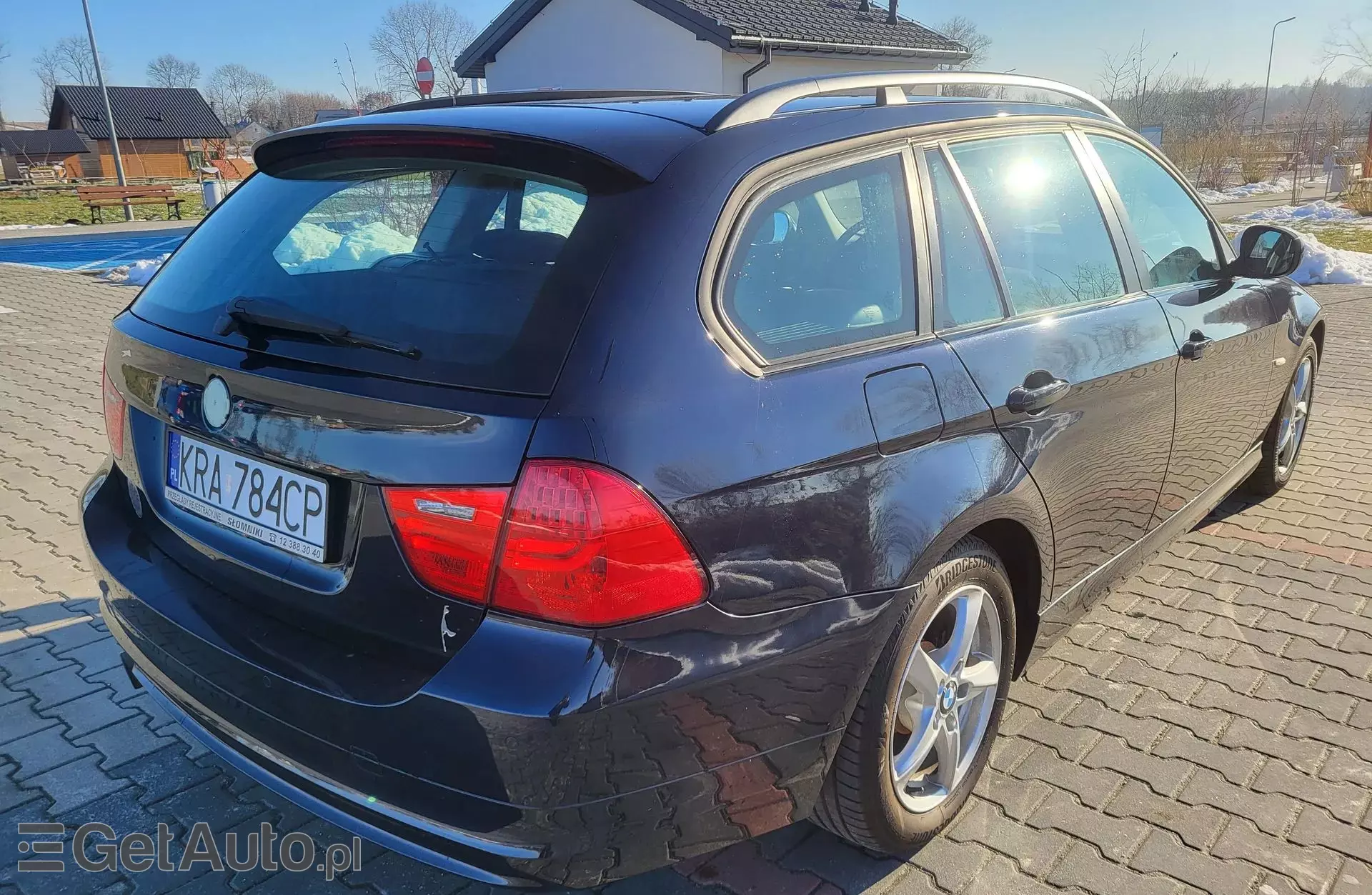 BMW Seria 3 320i (170 KM)