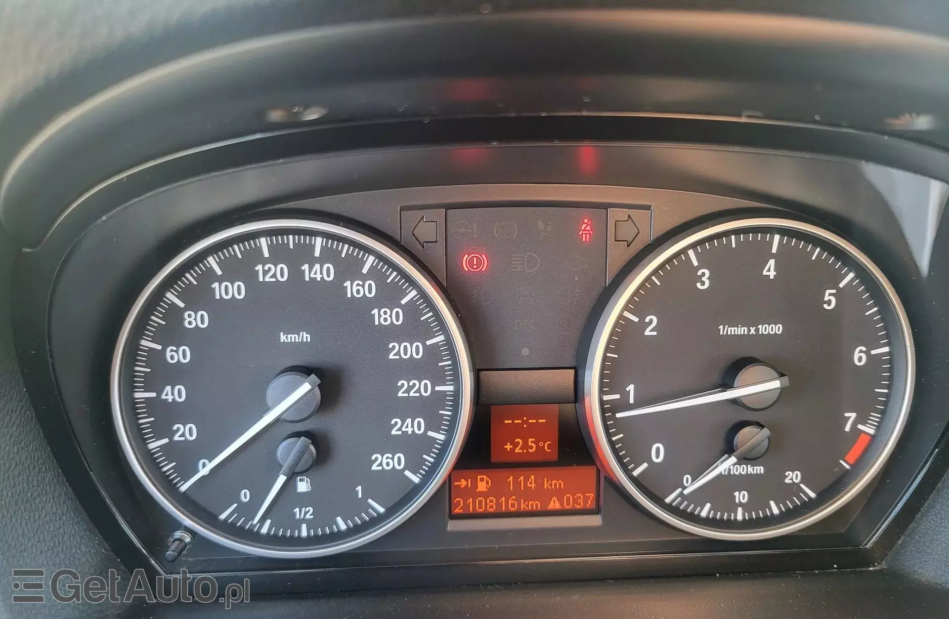 BMW Seria 3 320i (170 KM)