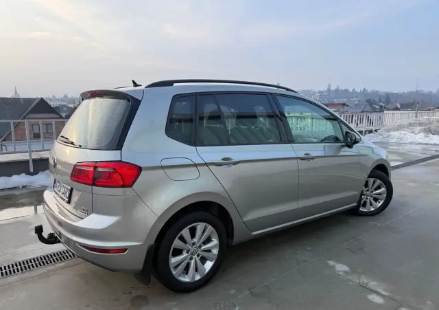 VOLKSWAGEN Golf Sportsvan 1.6 TDI (BlueMotion Technology) DSG Comfortline