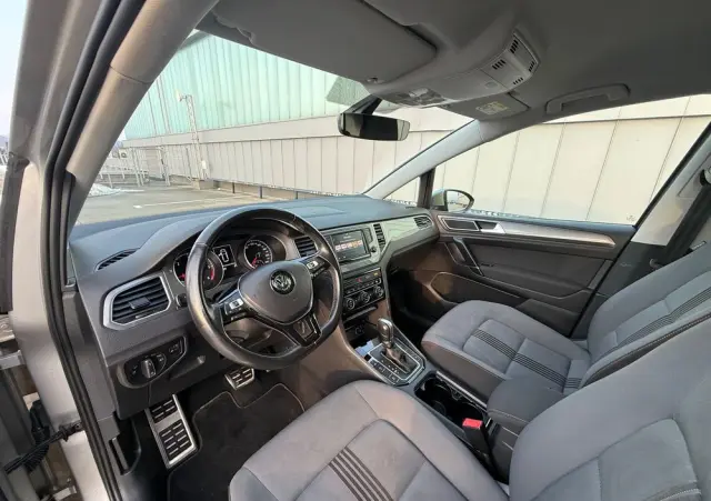 VOLKSWAGEN Golf Sportsvan 1.6 TDI (BlueMotion Technology) DSG Comfortline