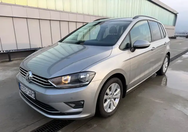 VOLKSWAGEN Golf Sportsvan 1.6 TDI (BlueMotion Technology) DSG Comfortline