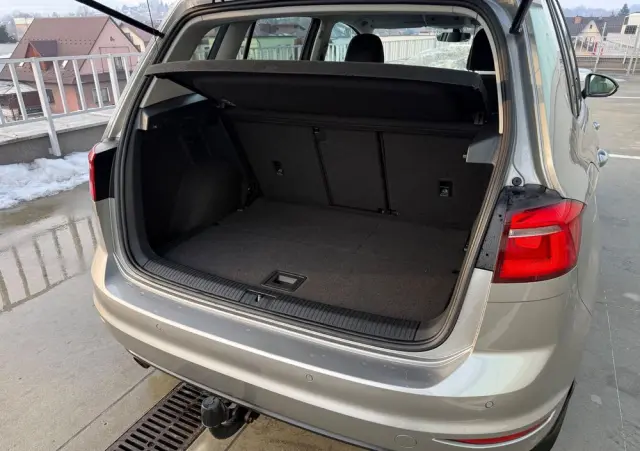 VOLKSWAGEN Golf Sportsvan 1.6 TDI (BlueMotion Technology) DSG Comfortline