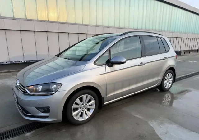 VOLKSWAGEN Golf Sportsvan 1.6 TDI (BlueMotion Technology) DSG Comfortline