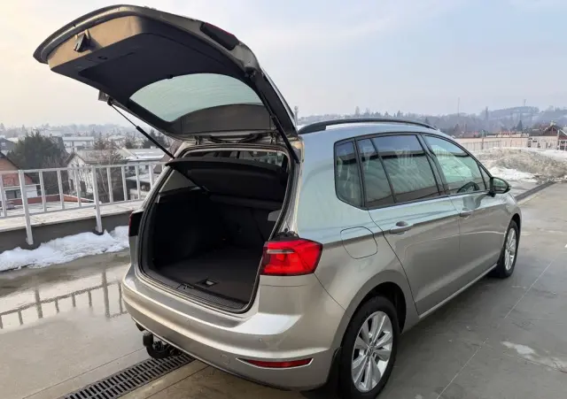 VOLKSWAGEN Golf Sportsvan 1.6 TDI (BlueMotion Technology) DSG Comfortline
