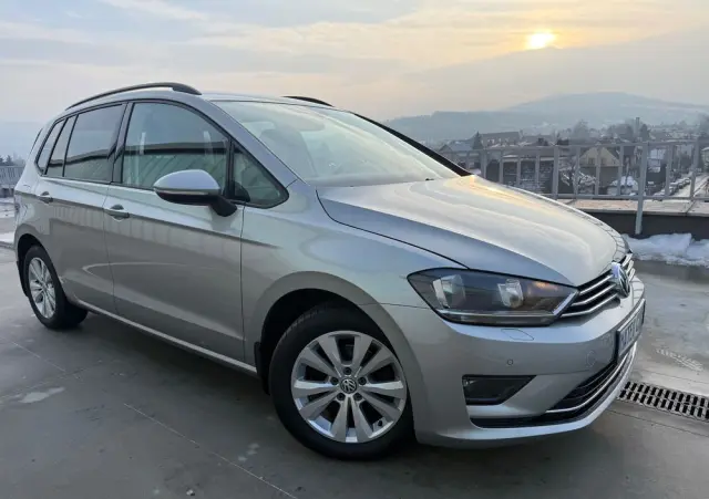 VOLKSWAGEN Golf Sportsvan 1.6 TDI (BlueMotion Technology) DSG Comfortline