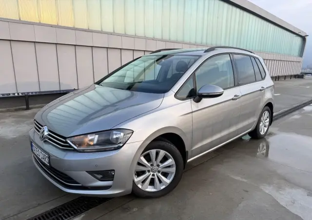 VOLKSWAGEN Golf Sportsvan 1.6 TDI (BlueMotion Technology) DSG Comfortline