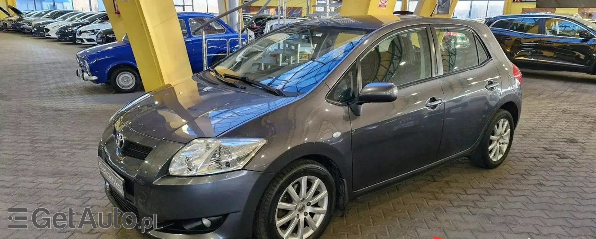 TOYOTA Auris 