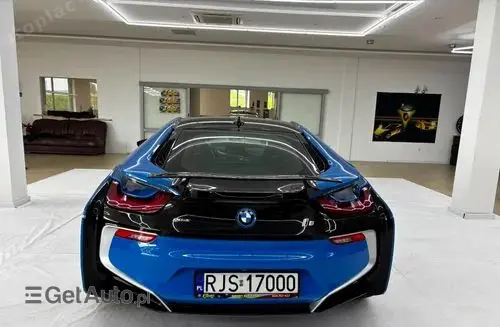 BMW I8 