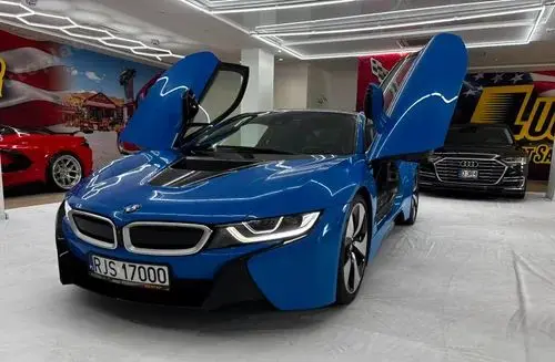 BMW I8 