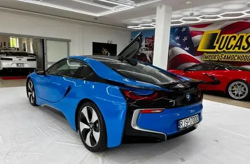 BMW I8 
