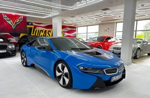 BMW I8 