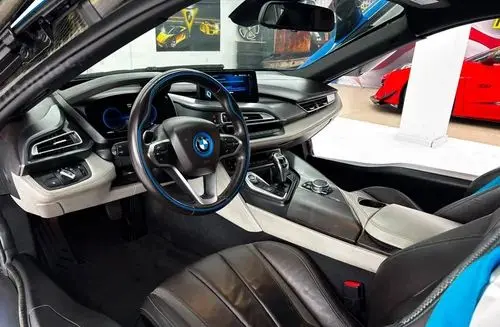 BMW I8 