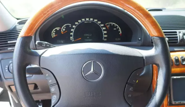 MERCEDES-BENZ CL 