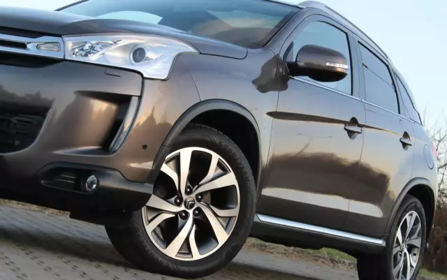 CITROËN C4 Aircross 