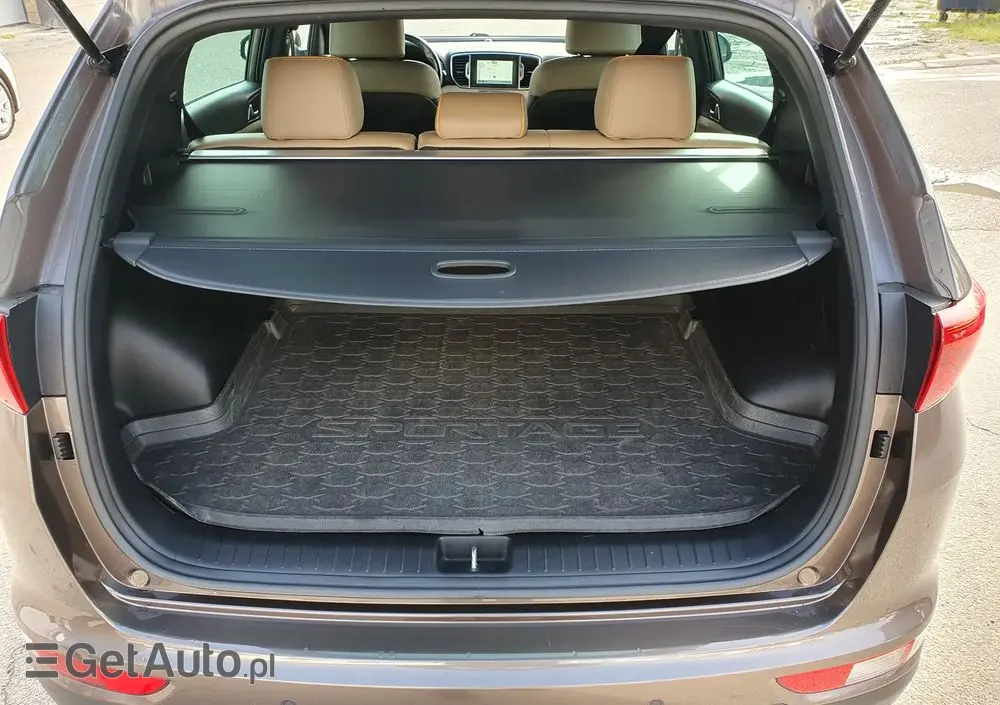 KIA Sportage 1.6 GDI 2WD Dream-Team Edition