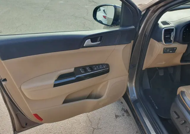 KIA Sportage 1.6 GDI 2WD Dream-Team Edition