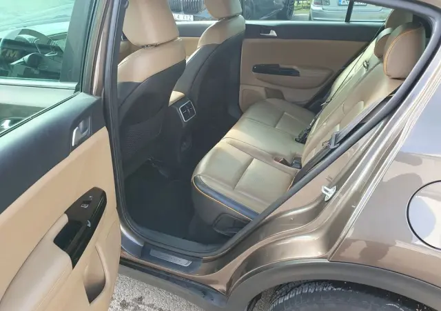 KIA Sportage 1.6 GDI 2WD Dream-Team Edition