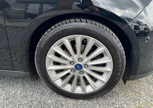 FORD C-MAX 1.5 TDCi Titanium