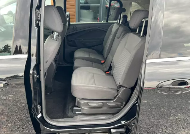 FORD C-MAX 1.5 TDCi Titanium