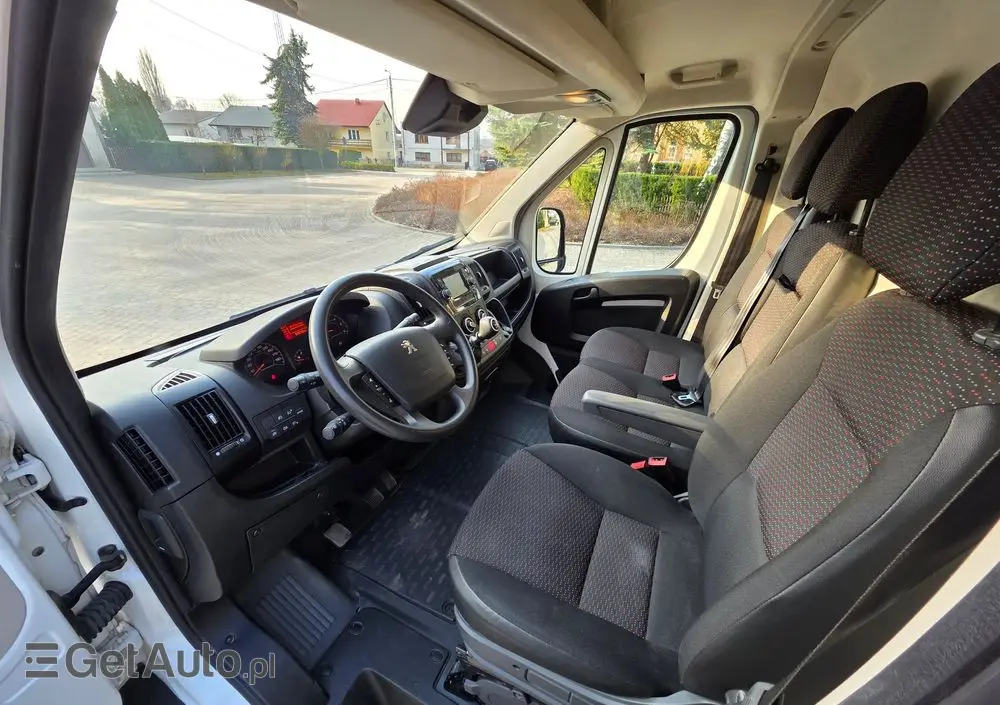 PEUGEOT Boxer 