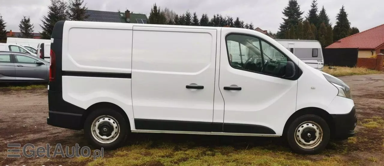 RENAULT Trafic 