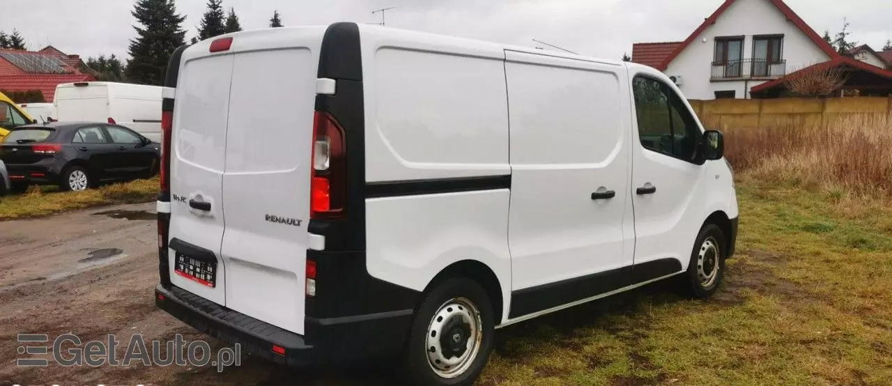RENAULT Trafic 