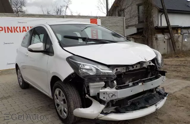 TOYOTA Yaris 