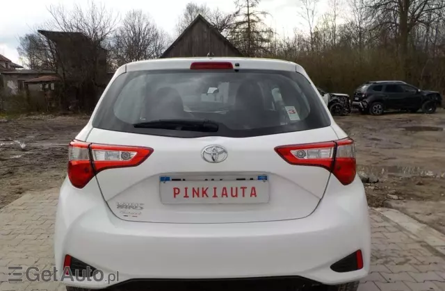 TOYOTA Yaris 