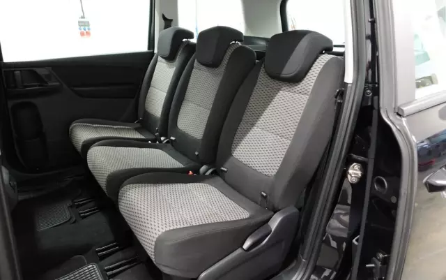 VOLKSWAGEN Sharan 2.0 TDI BlueMotion Technology Comfortline